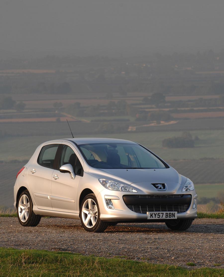  Peugeot 308 2007 года  (фото 50 из 125)